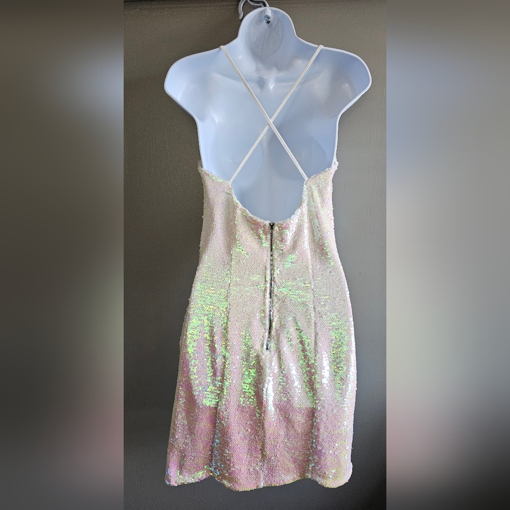 Strappy X White Iridescent V-neck Scallop Hem Mini Dress Size: Small - Picture 4 of 10